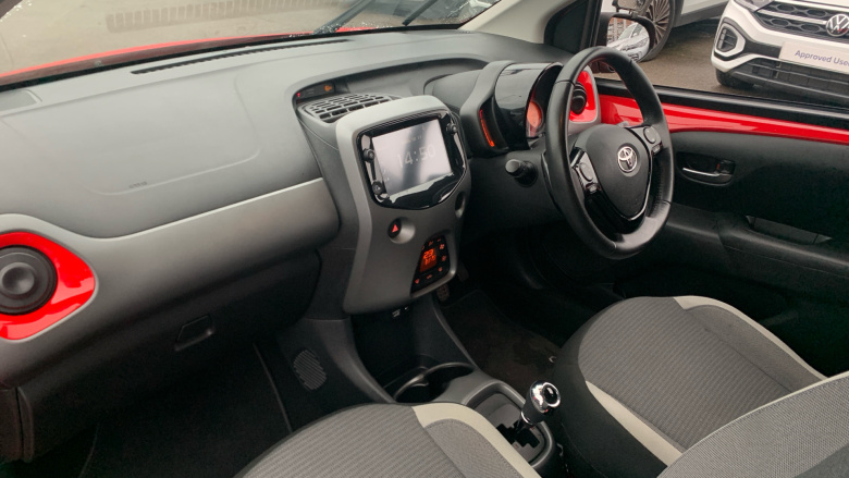 Toyota Aygo 1.0 VVT-i X-Trend TSS 5dr x-shift Petrol Hatchback